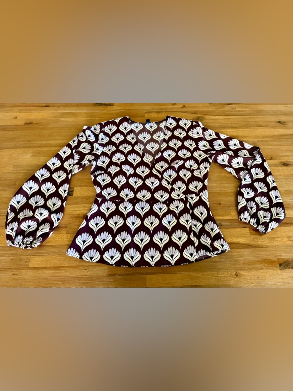 Ann Taylor Factory Burgundy Geometric Floral Faux Wrap Peplum Top Size S